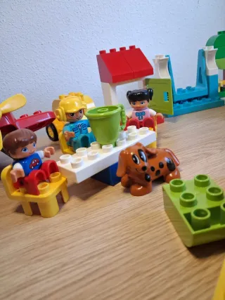 LEGO Duplo Caja 100+ Piezas + Avión