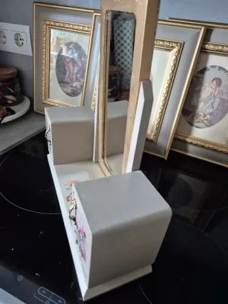 Tocador de sobremesa con espejo