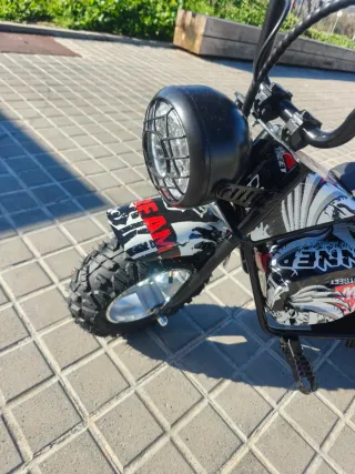 Mini Moto Eléctrica Infantil