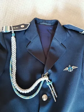 Traje de comunión niño azul marino marca Bus Stop