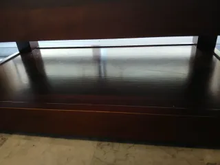 Mesa de centro elevable de madera