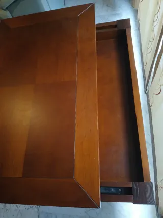 Mesa de centro elevable de madera