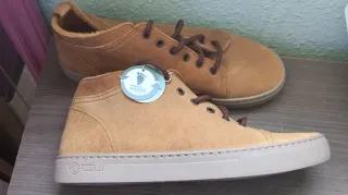 Zapatos de ante marrones