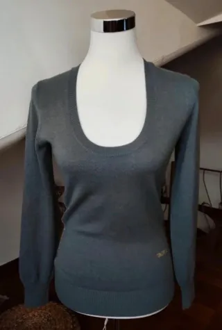 Maglione donna grigio. Marca Guru. Taglia S