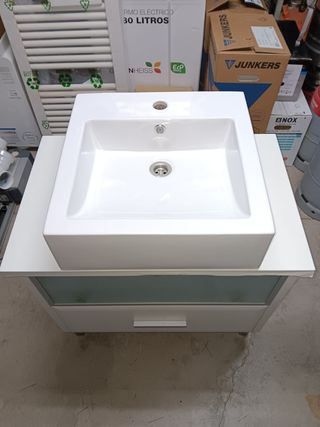 Mueble de baño con lavabo