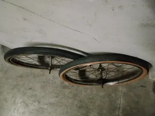 Llantas antiguas 500A Varillas