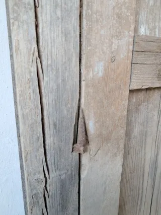 Ventana antigua de madera
