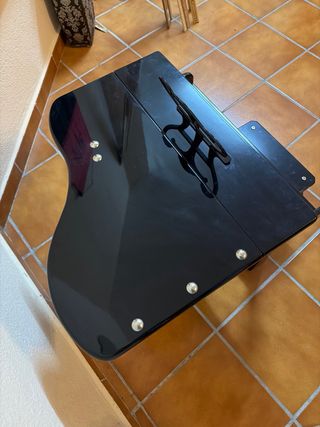 Piano Infantil Hape Madera Cola Negro