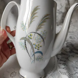 🇬🇧  Caffettiera e lettiera Royal Albert Festival