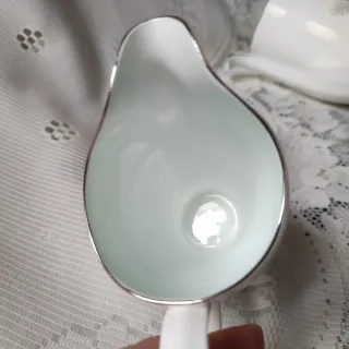 🇬🇧  Caffettiera e lettiera Royal Albert Festival