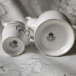 🇬🇧  Caffettiera e lettiera Royal Albert Festival