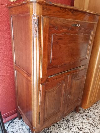 Secreter Provenzal Roble