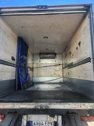 SE VENDE CAMIÓN FRIGO CON FAENA 631 552 475