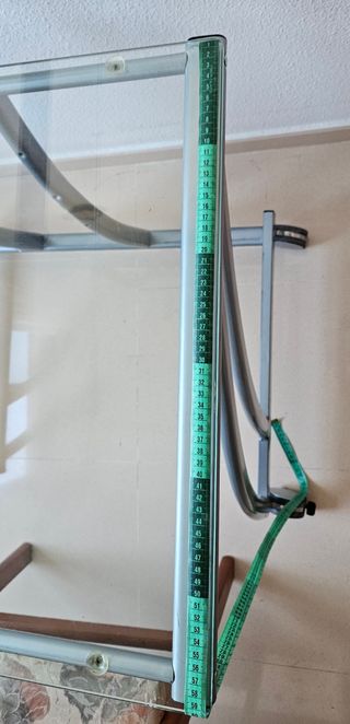 Mesa de cristal con ruedas, de estudiar y decorar