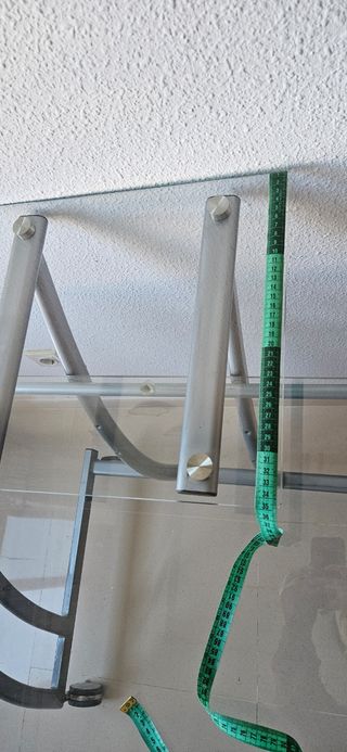 Mesa de cristal con ruedas, de estudiar y decorar