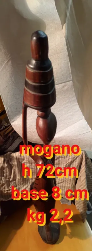 Scultura africana  donna incinta con vaso massello