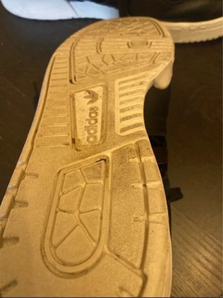 Adidas Piel y Ante Negro