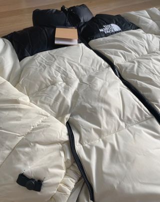 Two-Tone Puffer Jacket in White & Black – Winter