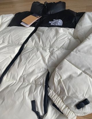 Two-Tone Puffer Jacket in White & Black – Winter