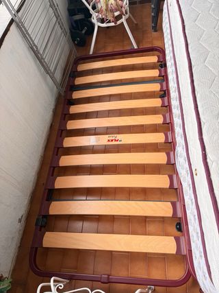 Cama nido con colchones de muelle