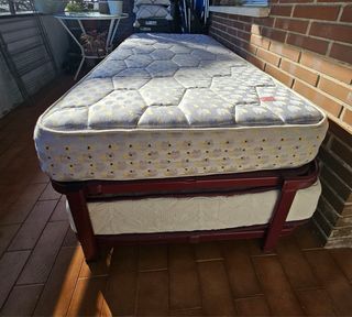 Cama nido con colchones de muelle