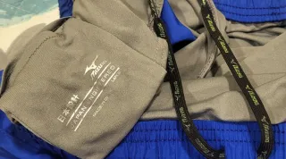 Pantalón corto de running, marca Mizuno, talla L