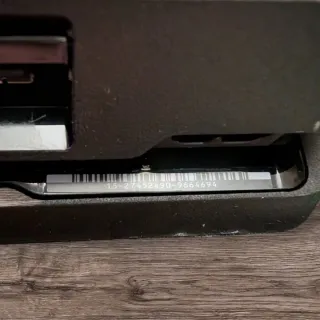 PS4 Slim 1TB + DualShock 4 + Cavi Firmware 11.0