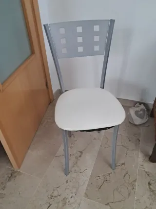 4 Sedie da Cucina in Metallo