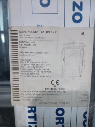 Ventana balconera PVC practicable