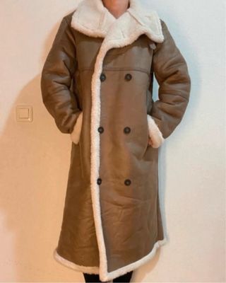 Abrigo doble faz efecto piel