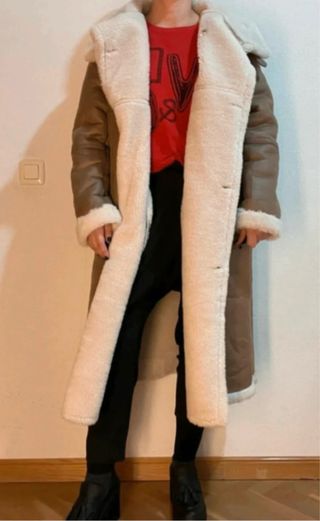 Abrigo doble faz efecto piel