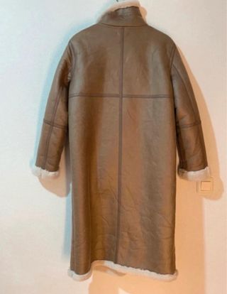 Abrigo doble faz efecto piel