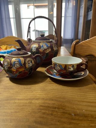 Juego de té de porcelana