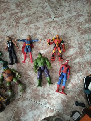 Lote de muñecos de acción