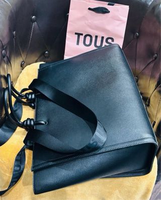 Lote Bolso shopper Tous y bolso DKNY negro