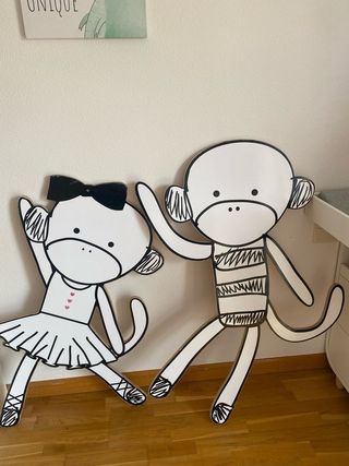 Monos madera decorativos