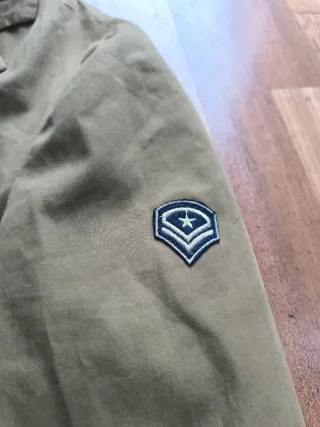 Chaqueta americana con  detalles