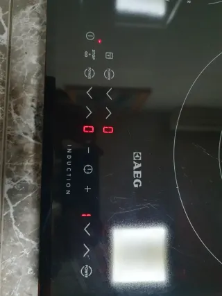 Placa Inducción AEG HK633222FB