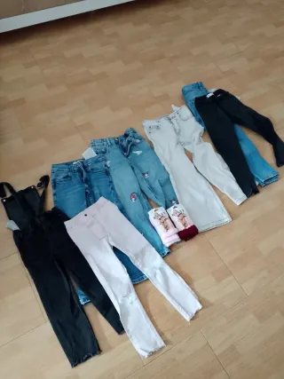 Pantalones vaqueros niña 5/6 años son de zara