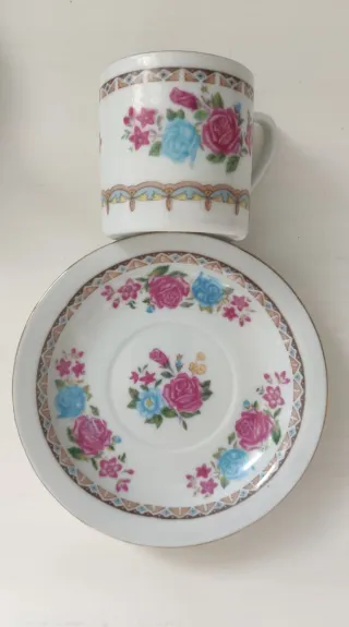 Set 5 Tazas y Platillos Porcelana Flores