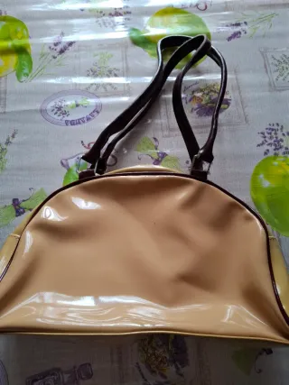 Borsetta vintage lucida anni 90 beige/ bordeaux