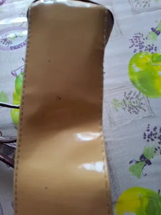 Borsetta vintage lucida anni 90 beige/ bordeaux