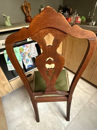 Sillas de comedor de madera y terciopelo