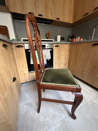 Sillas de comedor de madera y terciopelo
