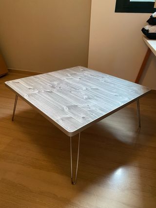 Mesa centro cuadrada patas metálicas
