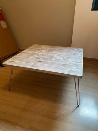 Mesa centro cuadrada patas metálicas