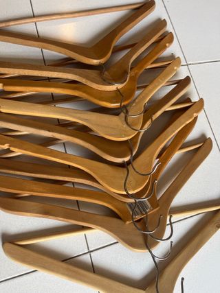 10 Perchas Madera Marrón