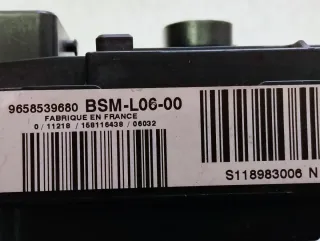Caja fusibles motor BSM L06 Citroen C4 965853968
