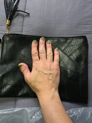 Bolso de mano negro Nuevo sin estrenar