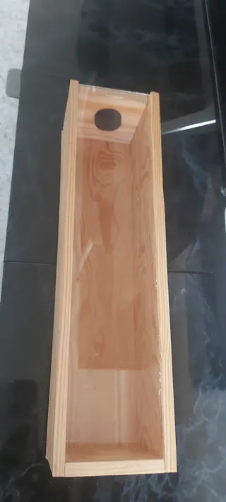 Caja de madera  con tapa
